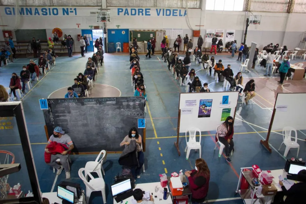 Muchos barilochenses optaron por la segunda dosis de vacunas alternativas