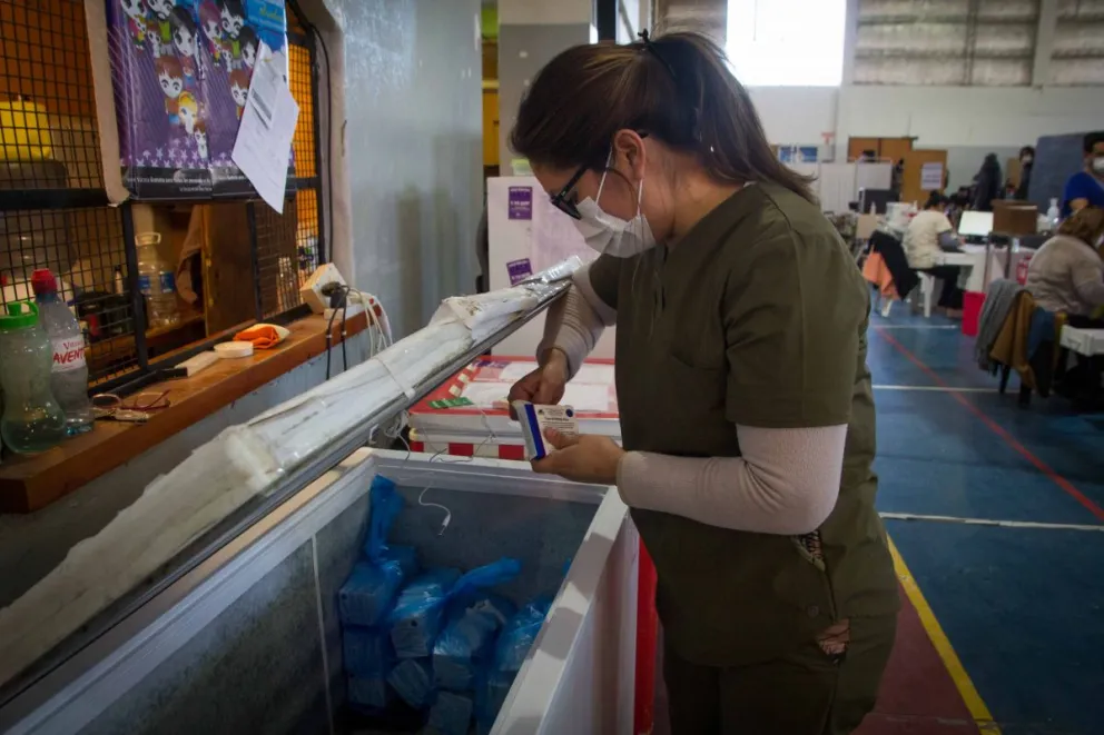 Inscriben a menores de entre 12 y 17 años para vacunarse contra el COVID-19 