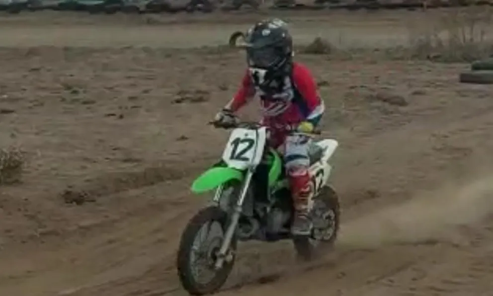 Pilotos de minicross ya entrenan en El Rebenque