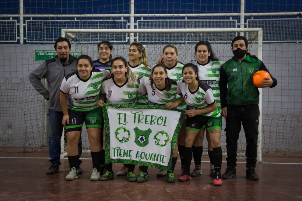 Las mujeres de Bariloche juegan las finales hoy
