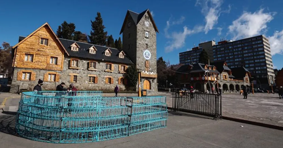 Cortan el acceso a calle Mitre desde el Centro Cívico por la Fiesta de la Nieve  