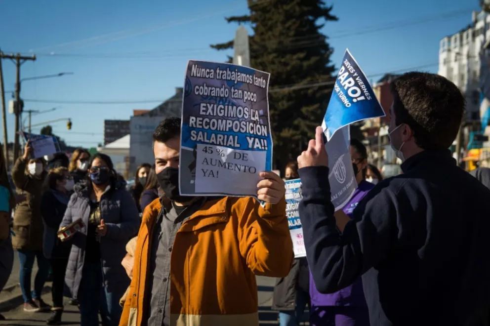 ATSA anunció que va al paro por 24 hs y exigen convocatoria urgente a paritarias