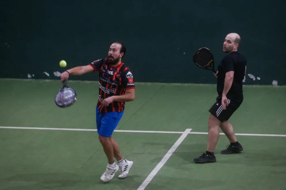 Volvió la fiesta del padel en el club del ñireco