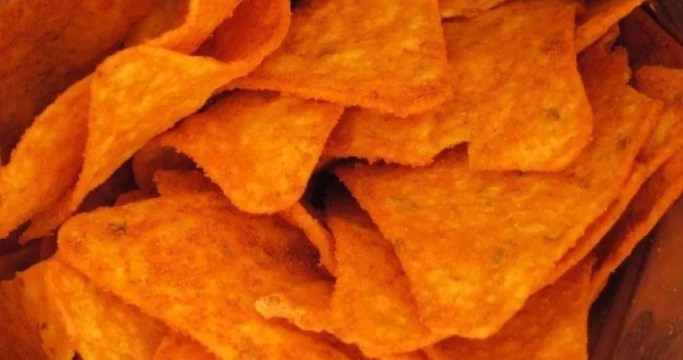 Una nena encontró un inusual nacho en su paquete de snacks y cobró 17 mil euros