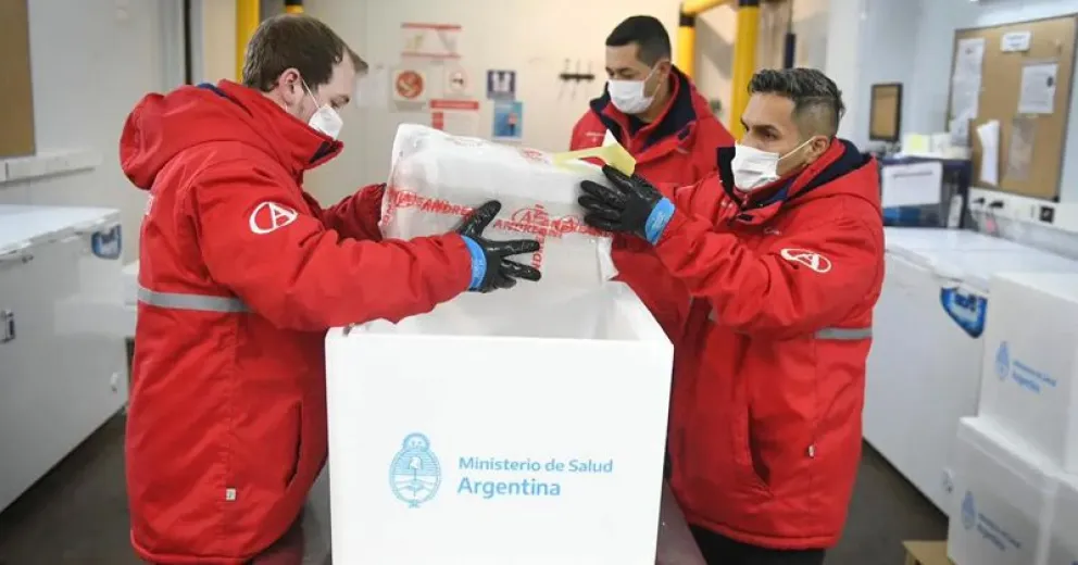 Comenzó la distribución de 15.120 dosis de Moderna contra el COVID-19  