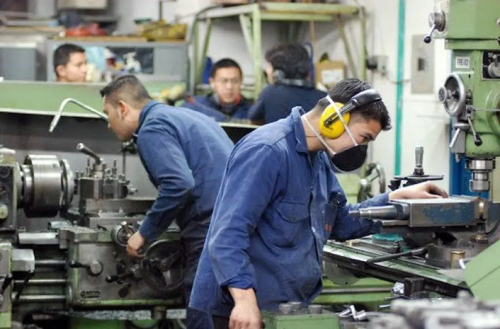 El gobierno lanzó el plan de Empleo Joven "Te Sumo": Cuánto pagan y cómo anotarse  