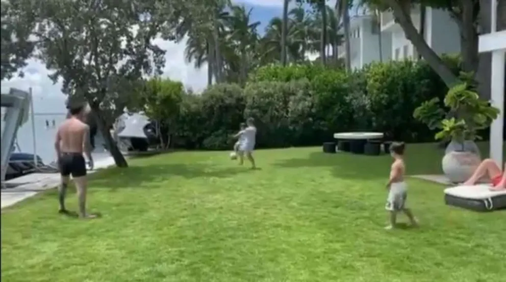 ¡Un crack! El video del hijo de Messi que deslumbró a todos en las redes