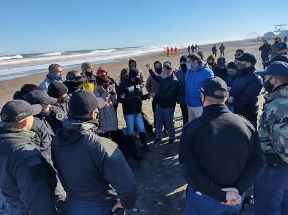 Caso Mandagaray: orinaron a un agente y les pusieron excremento en las caras