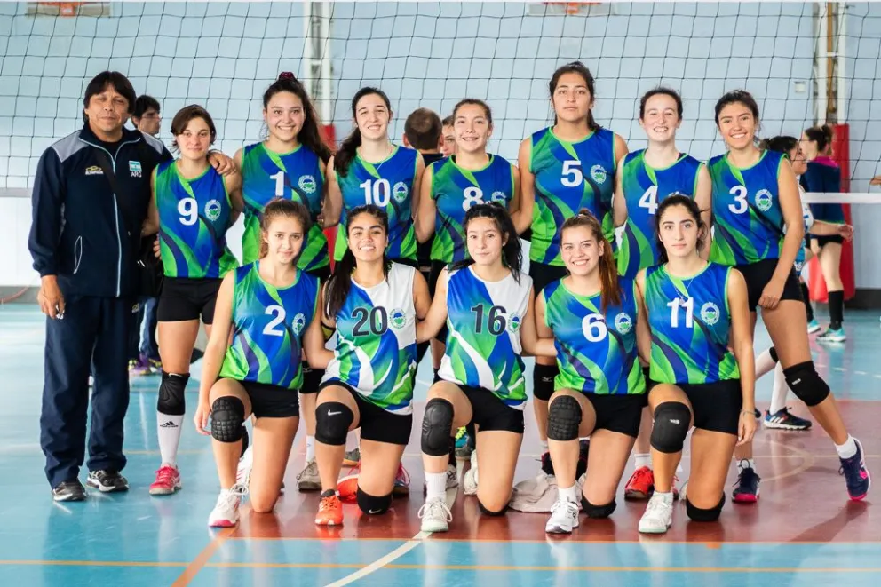 Ayekan de Bariloche se quedó con el Primer Grand Prix de la Liga de Vóley de Dina Huapi