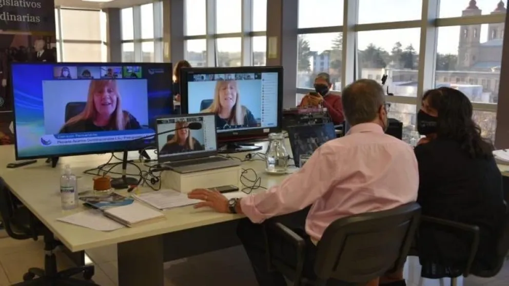 La estabilidad laboral para contratados está en la puerta de convertirse en ley