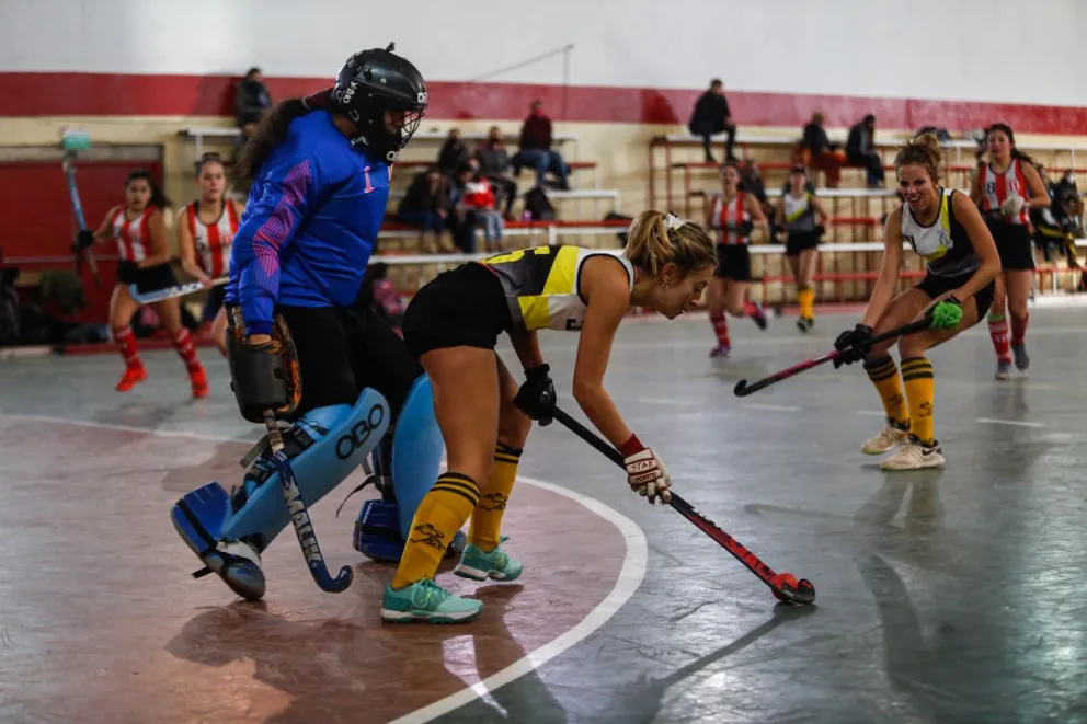 El fin de semana hay una nueva cita para el hockey