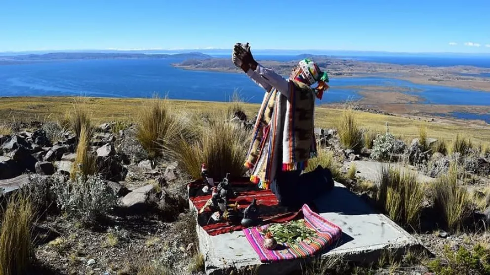 Día de la Pachamama: cómo es el ritual de agradecimiento a la Madre Tierra | Diario El Cordillerano