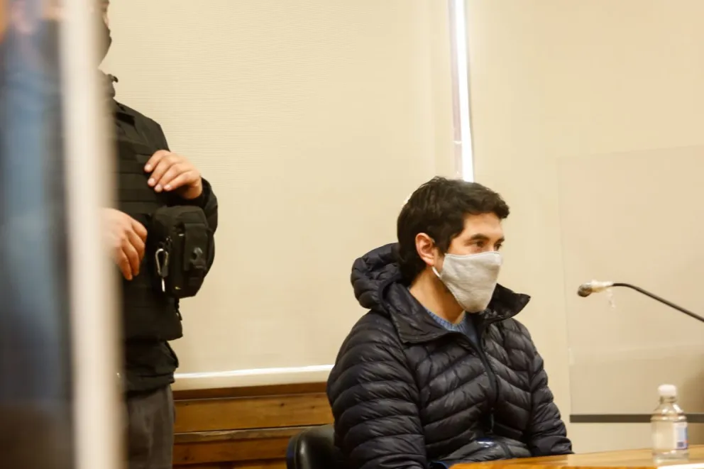 Testigos temieron lo peor: zigzagueaba por Bustillo y adelantaba de forma temeraria