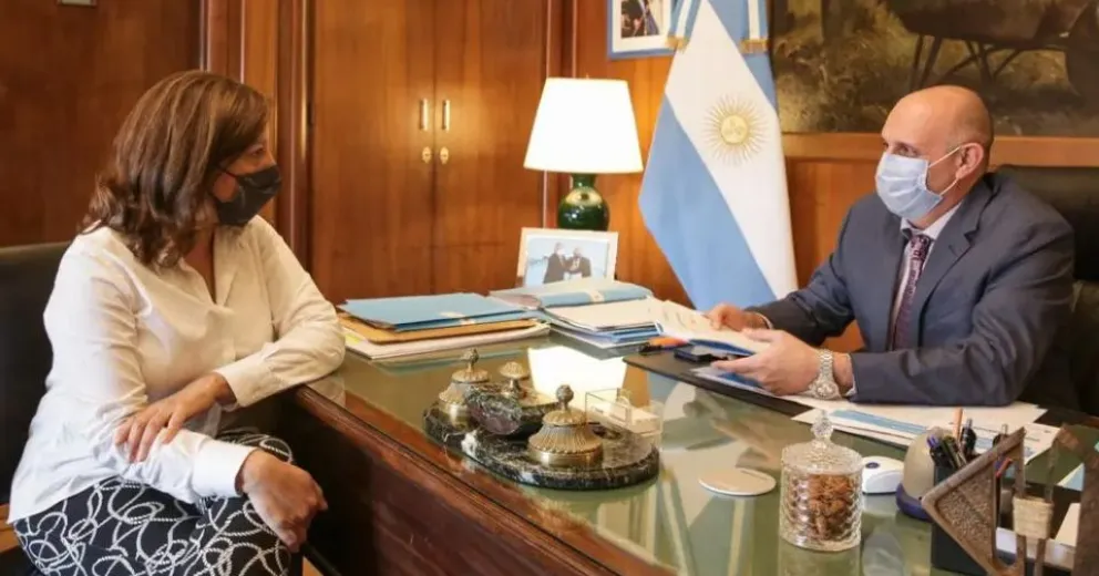 Arabela viajó a Buenos Aires y le prometieron que licitarán la terminal de Bariloche