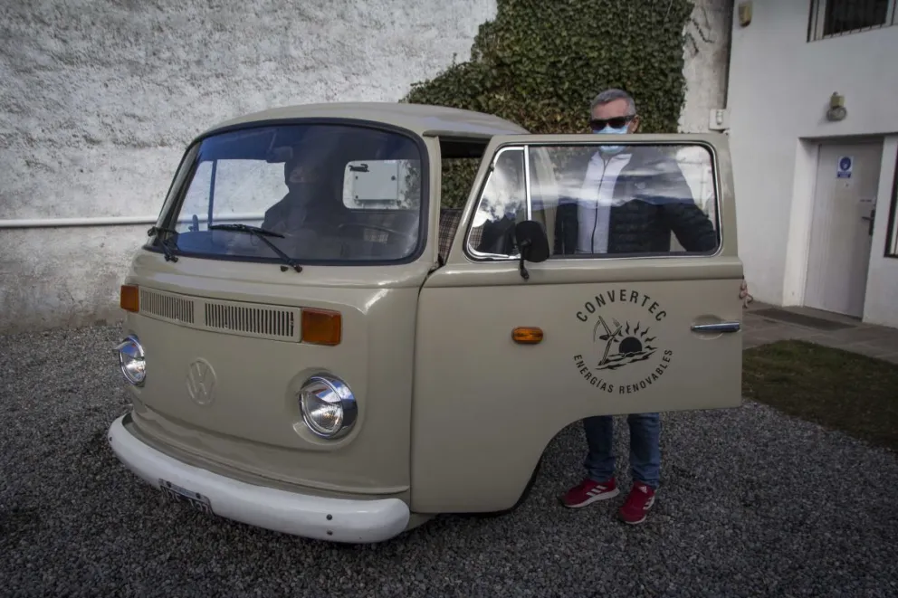 La interesante sensación de viajar en el primer vehículo eléctrico de Bariloche