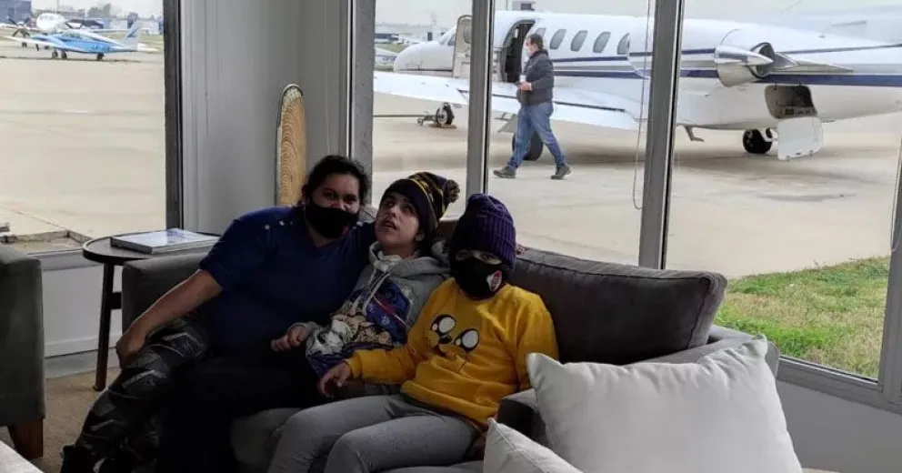 Vecinos habían donado dinero para Santi, pero esa ayuda nunca llegó a la mamá