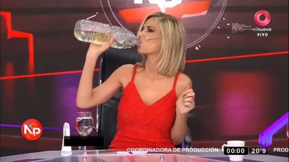 Multaron a Viviana Canosa por tomar dióxido de cloro en su programa