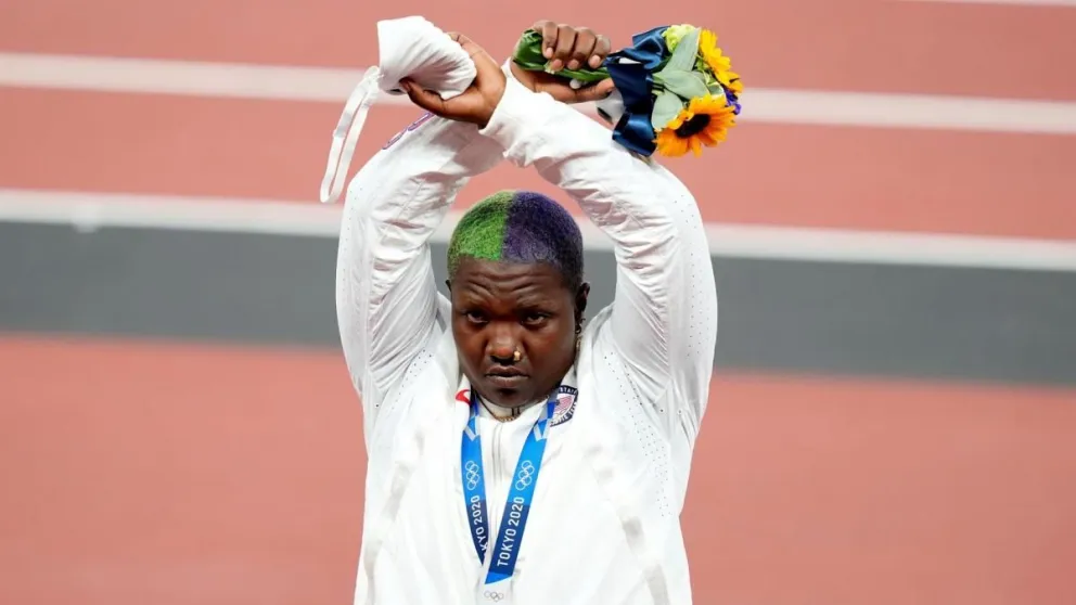 Raven Saunders, un caso excepcional en los Juegos Olímpicos