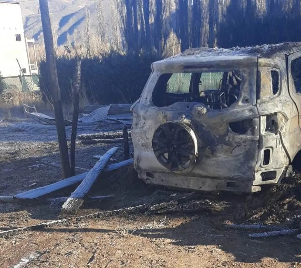 Noemí Molina contó que si no fuera por los vecinos el fuego hubiera alcanzado su casa