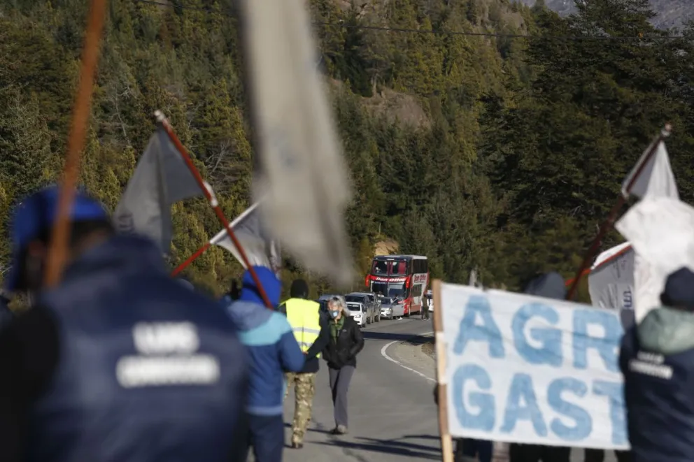 UTHGRA levantó los cortes de ruta y negocia con Nación