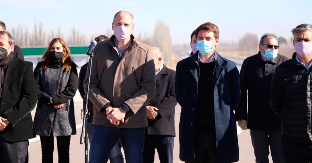 Alberto Fernández inauguró dos tramos de la Ruta Nacional 22 