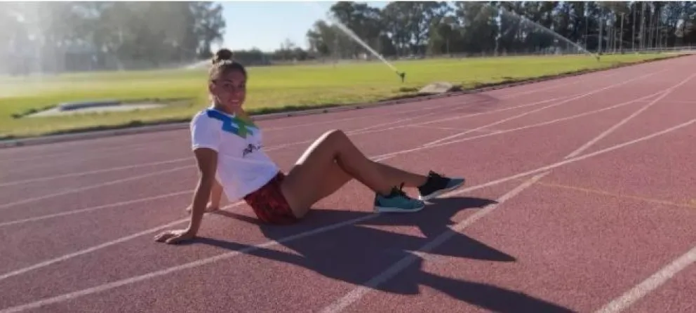 Camila Robinik pone fichas en el Sudamericano de Perú