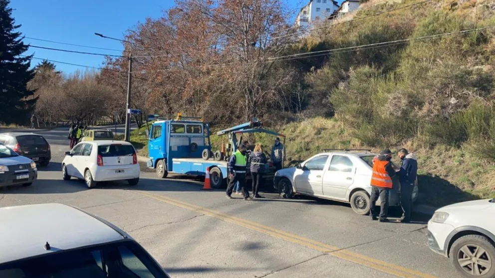 Tres vehículos retenidos por transportar pasajeros sin habilitación