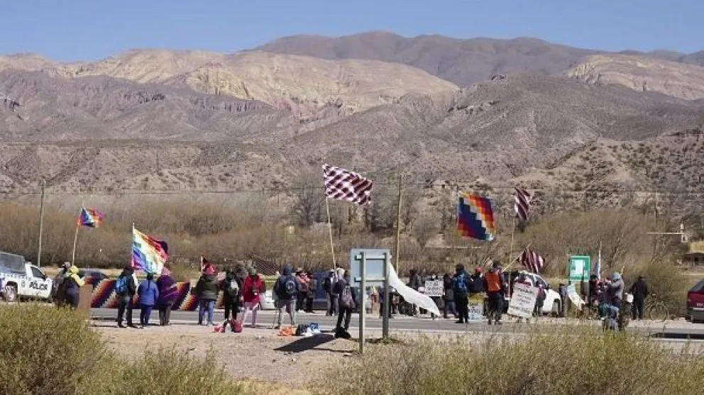 Insólito: investigan a una inmobiliaria por vender "un cerro" en Jujuy