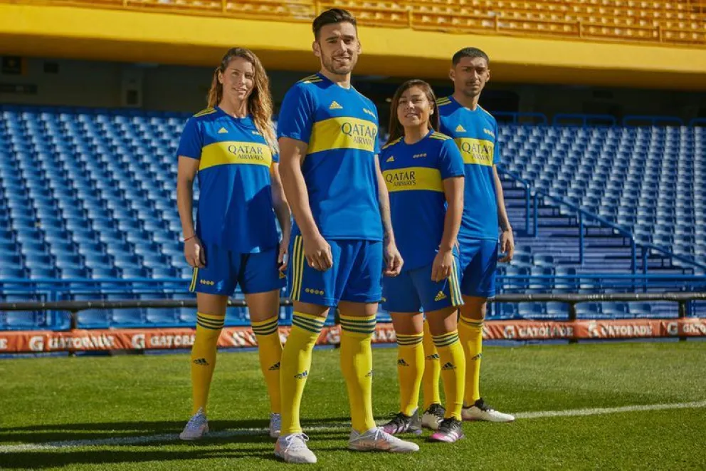 Furor por la nueva camiseta de Boca en honor a la que usaba Diego en el 81