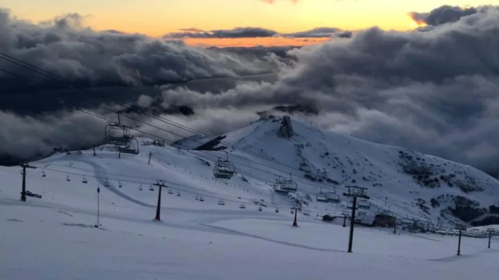 Prevén la apertura de Nubes en el Catedral