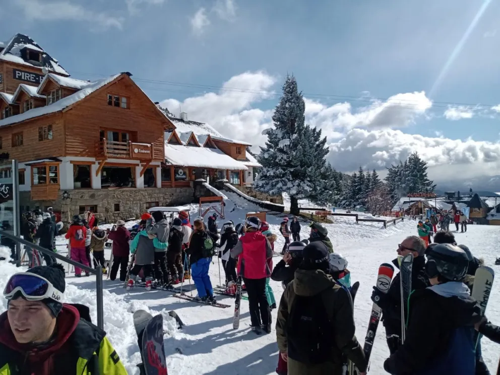 Ahora sí: Cerro Catedral a pleno luego de la falta de nieve