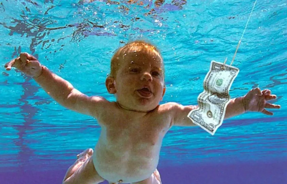 Demanda a Nirvana por pornografía infantil al aparecer en la tapa de "Nevermind"