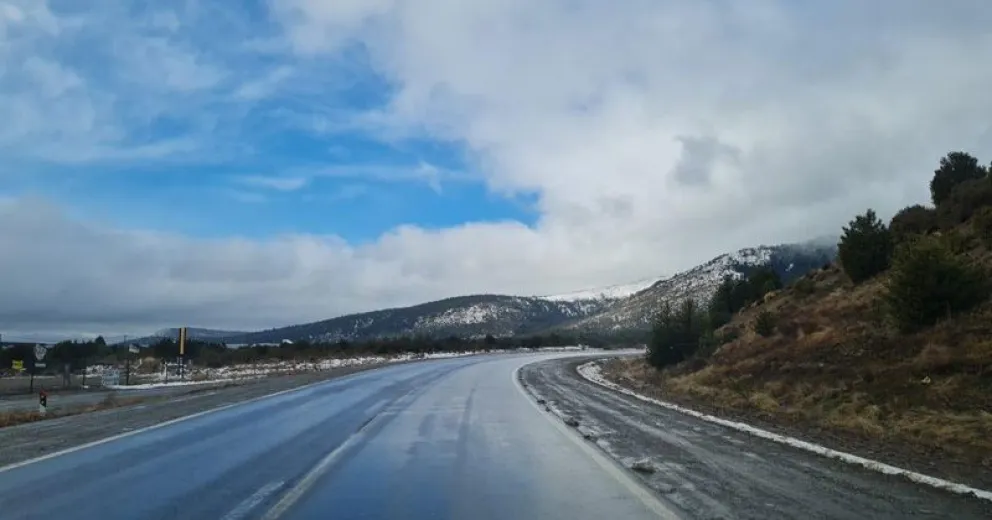 Ruta 40 Sur: Entre Bariloche y El Bolsón se encuentra transitable con precaución  