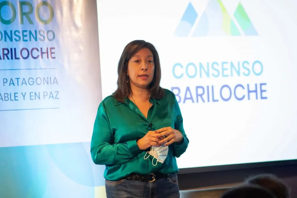 Arabela remarcó la necesidad de diálogo y superación de puntos antagónicos  