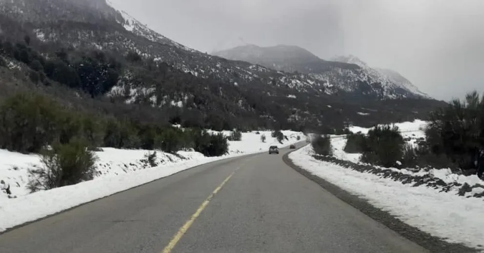Ruta 40: Por presencia de hielo piden extrema precaución entre Mascardi y Bariloche