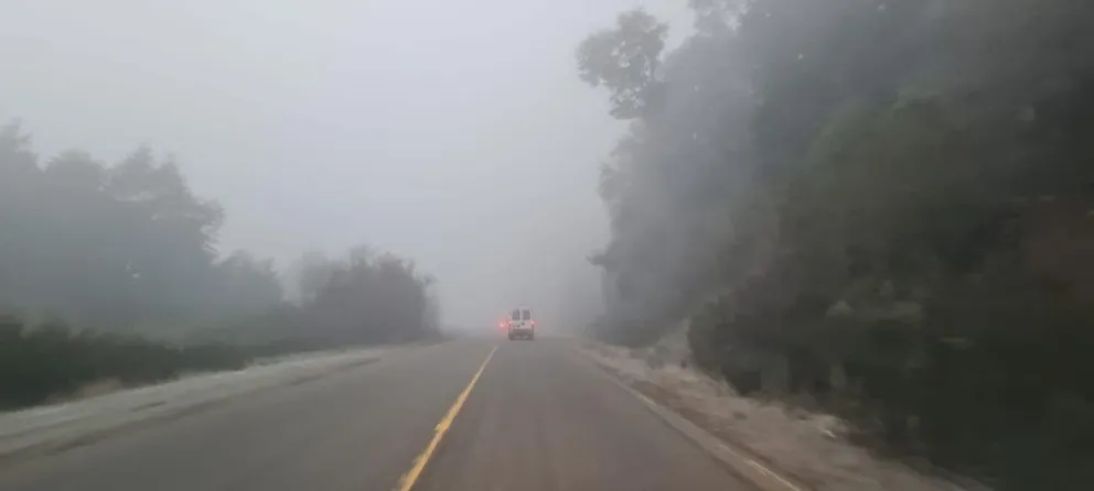 Piden  transitar con precaución entre El Bolsón y Bariloche por presencia de neblina