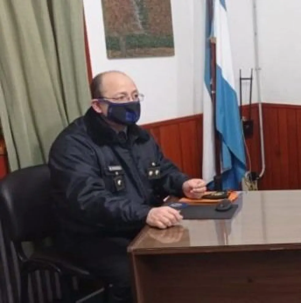 Bobadilla: “Vamos a dotar de un escritorio y armario al destacamento para que vaya un oficial”