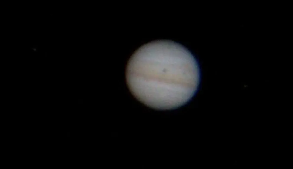 Captaron nítidas imágenes de "El Gigante Júpiter" y "Saturno la joya del sistema solar"
