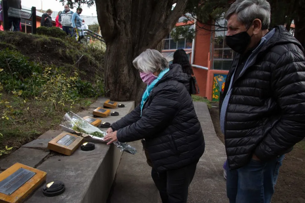 Se mantiene viva en la memoria la imagen de los jóvenes que perdieron la vida en el cerro Ventana