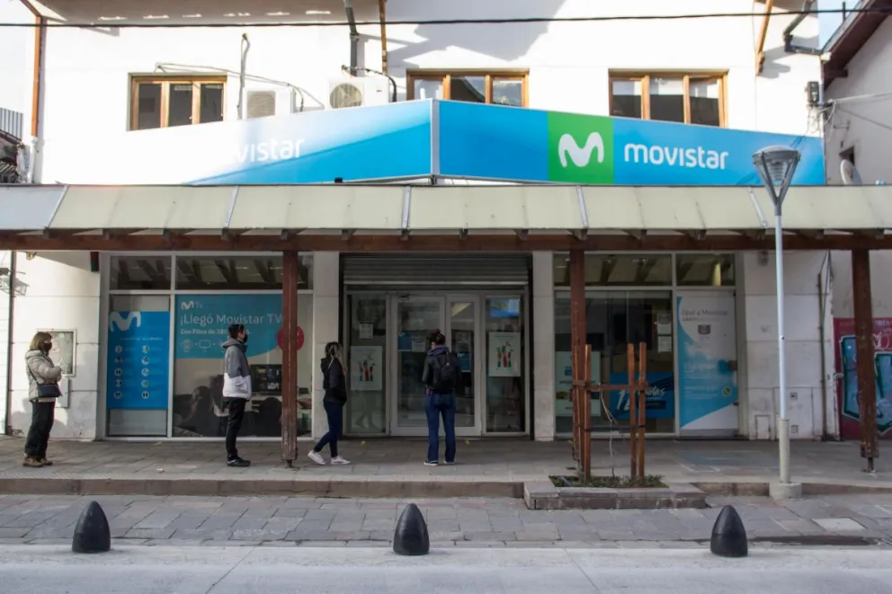 Un corte de fibra óptica dejó sin comunicaciones a Bariloche