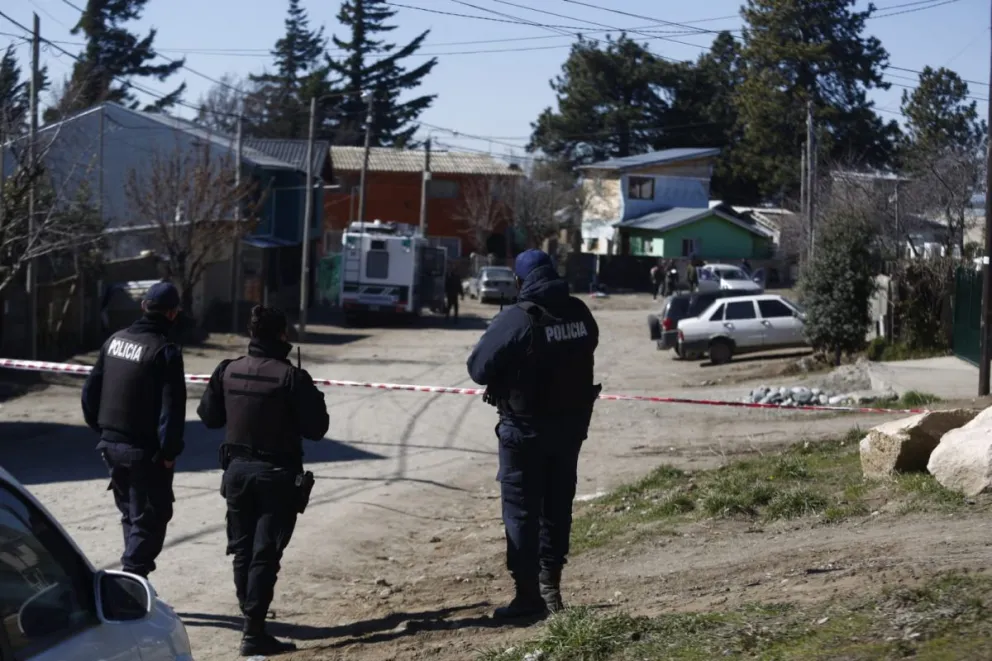Imputaron al policía acusado de balear en el pie a un mecánico