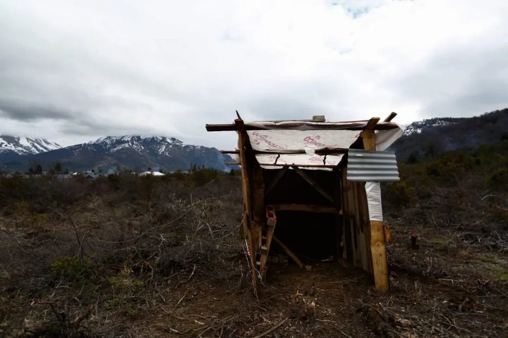 Imputan y prohíben el reingreso de ocupantes a la toma de la ladera sur del Otto