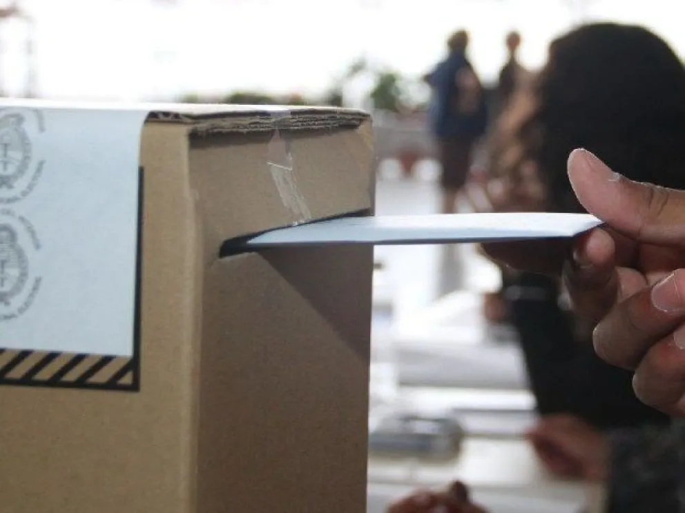 Menos Bariloche, ciudades gobernadas por Juntos elegirán intendente el 16 de abril