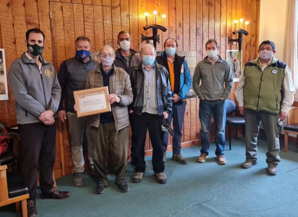 Reconocimiento al Club Andino Bariloche por sus 90 años de historia junto al Parque Nacional Nahuel Huapi