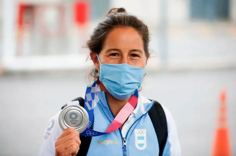 Le robaron la medalla olímpica a una de las Leonas y pide ayuda por redes para recuperarla