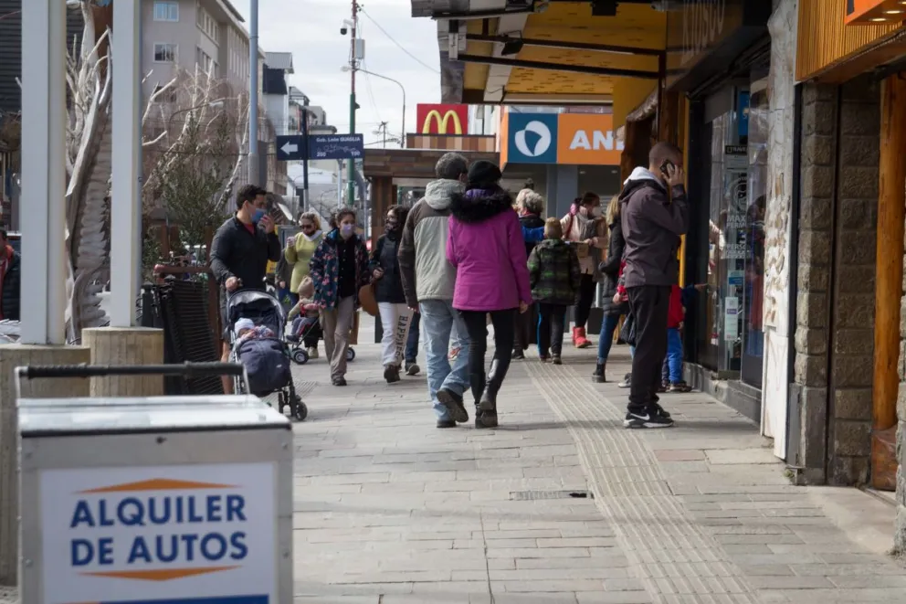 Amenazas, gritos e insultos en comercio de calle Mitre