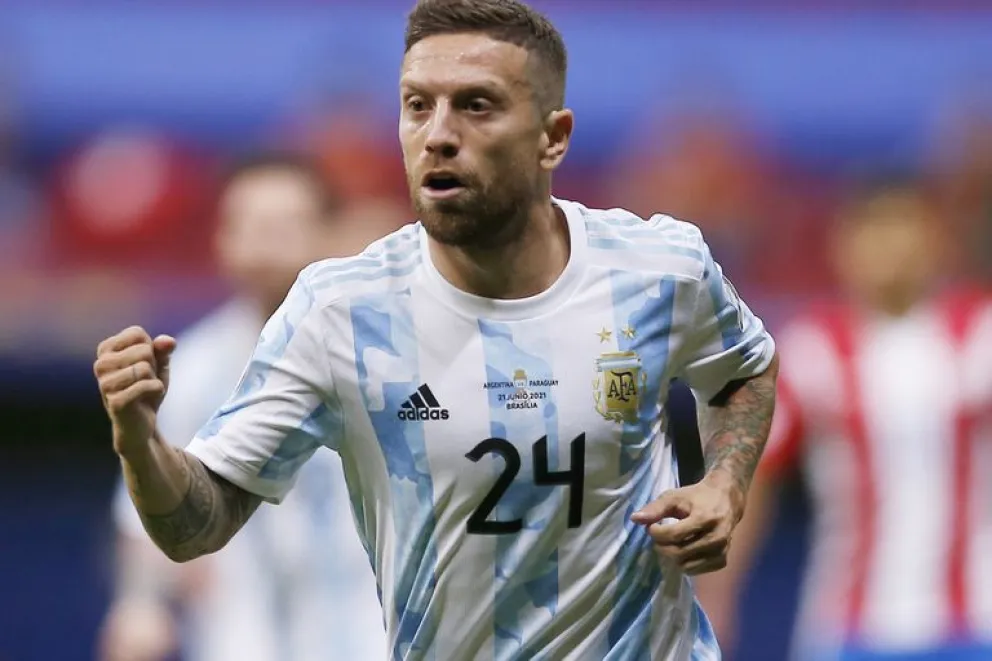 El Monumental le pidió baile al "Papu" y así respondió el volante argentino
