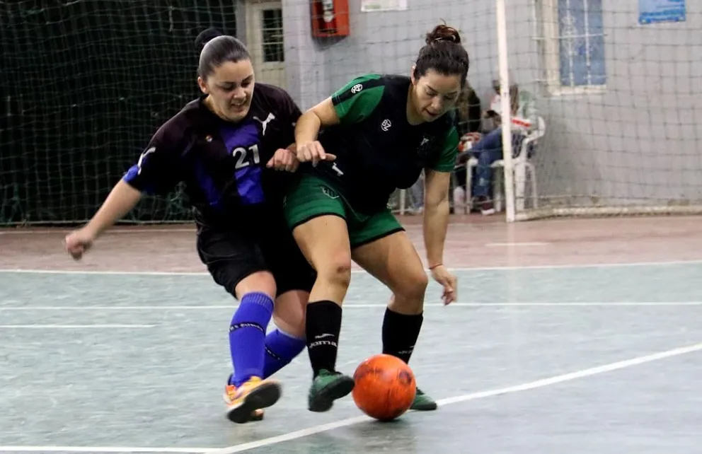 Las chicas del fútbol libre, terminaron una y juegan otra fecha