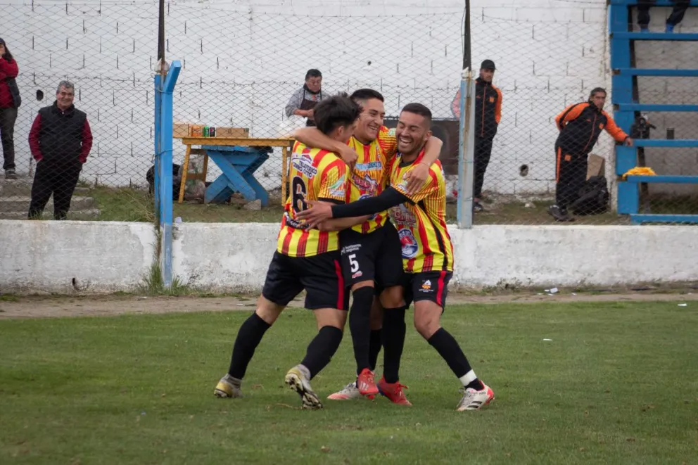 Cruz del Sur recibe a Deportivo Rincón y buscará darlo vuelta  