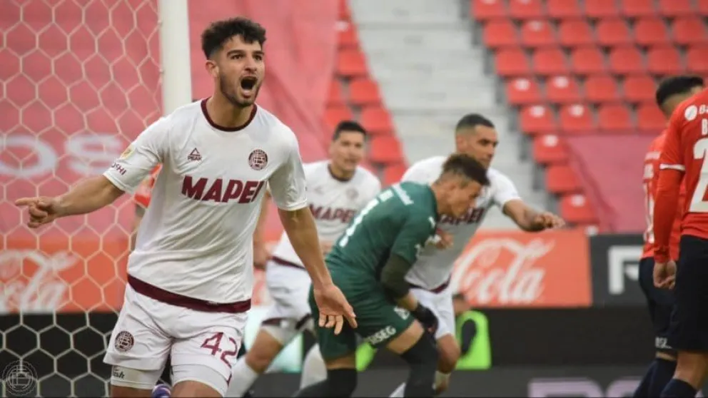Liga Profesional: Lanús superó al Rojo con uno menos y se aferró a la cima